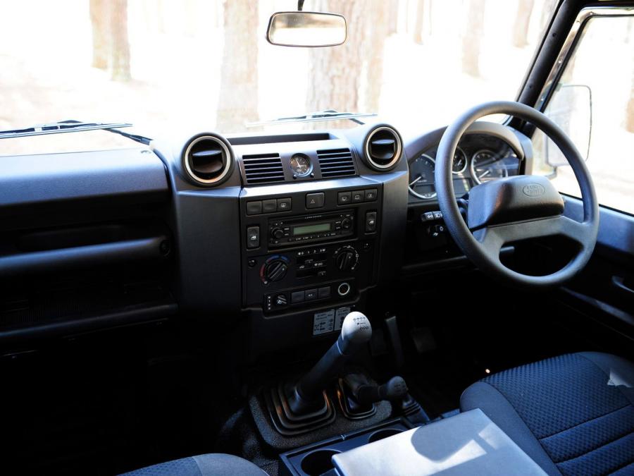  Land Rover Defender 110 Station Wagon 2007 года  (AU) (фото 4 из 11)